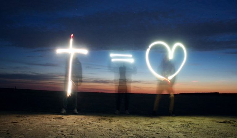 Fürbitte und Anbetung